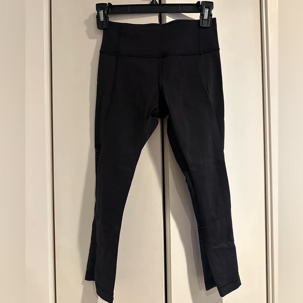 Lululemon Black Cropped Leggings with Mesh Back